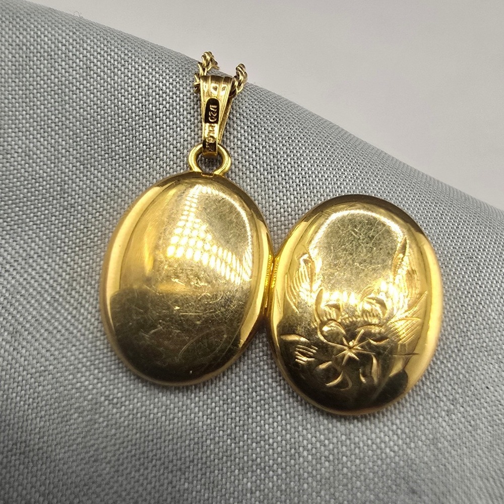 Vintage Estate Gold Filled Locket Necklace BAB Etched Floral Oval 18 In